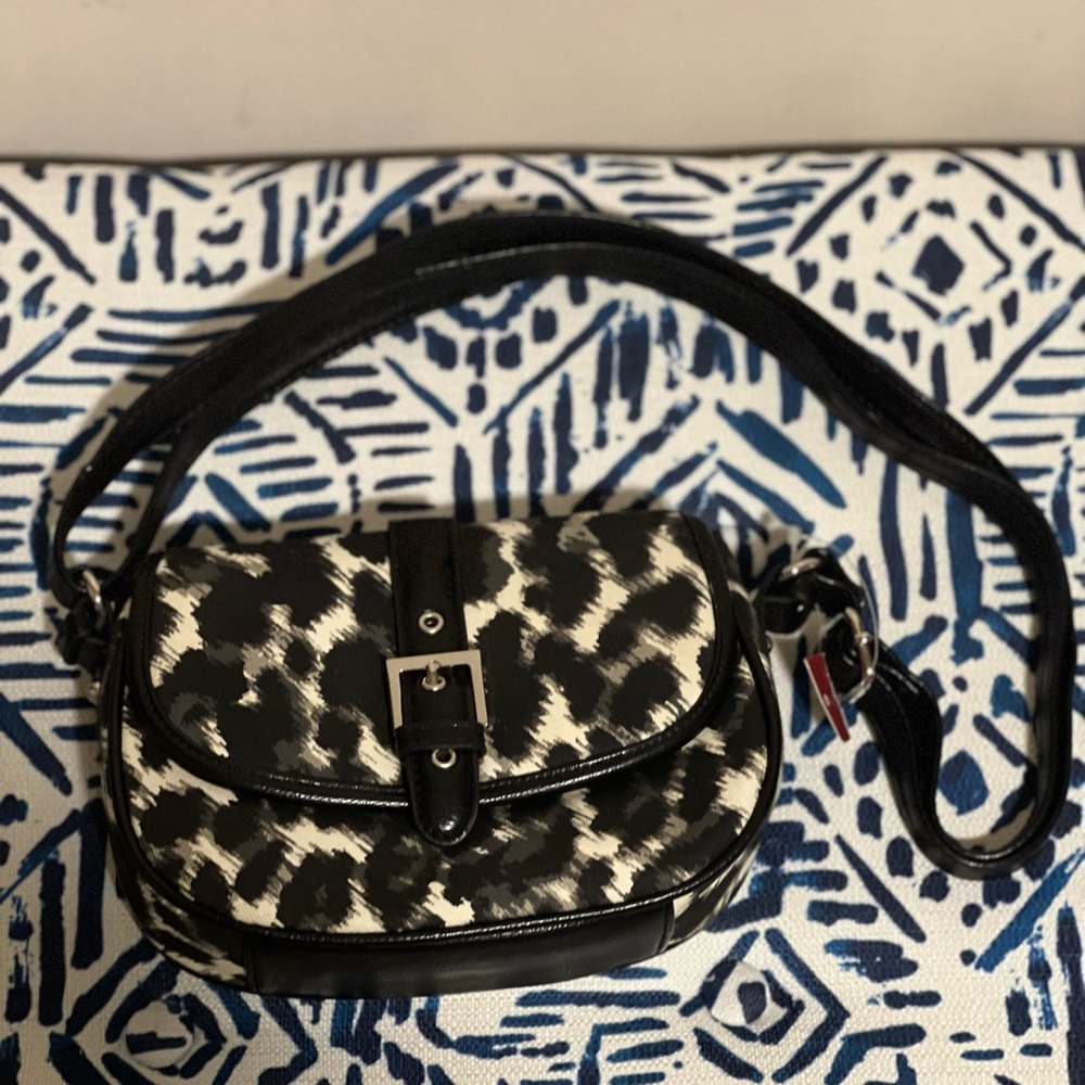 NWT MERONA ANIMAL PRINT SMALL CROSSBODY BAG